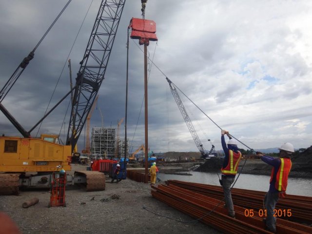 Sheet Pile Driving Using Hydraulic Vibratory Hammer